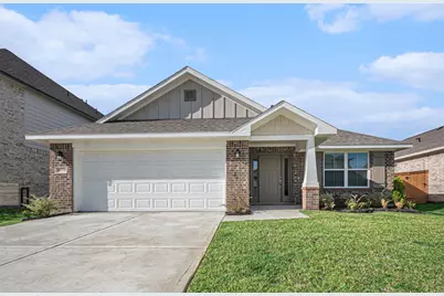 13615 Seneca Lake Drive, Texas City, TX 77568 - Photo 1