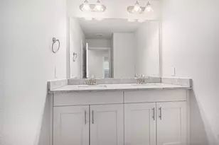 13615 Seneca Lk Dr, Texas City, TX 77568 - Photo 11