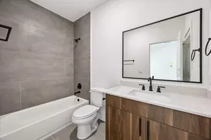 756 Curtin St, Houston, TX 77018 - Photo 5