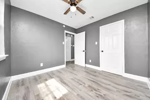 5444 Ridge Wind Ln, Houston, TX 77053 - Photo 19