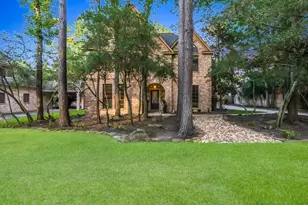 122 E Placid Hill Cir, The Woodlands, TX 77381 - Photo 3
