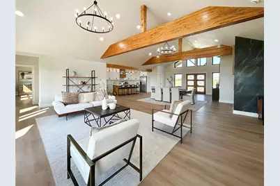 619 Chuckwagon Trail, Angleton, TX 77515 - Photo 11