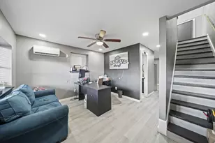 527 Pampa St, Pasadena, TX 77504 - Photo 3