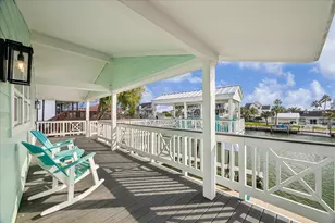 218 Kameha Dr, Tiki Island, TX 77554 - Photo 27