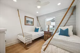 218 Kameha Dr, Tiki Island, TX 77554 - Photo 19