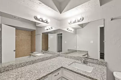 2922 Hunters Glen Drive, Missouri City, TX 77459 - Photo 9