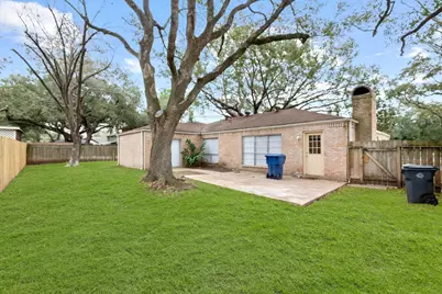 2922 Hunters Glen Drive, Missouri City, TX 77459 - Photo 11