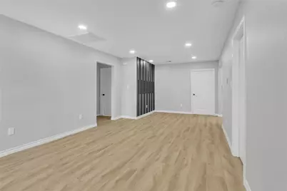 613 19th Avenue N, Texas City, TX 77590 - Photo 15