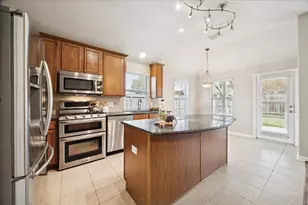 1909 Lazy Hollow Ln, Pearland, TX 77581 - Photo 9