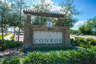 406 E Phillips St, Conroe, TX 77301 - Photo 5