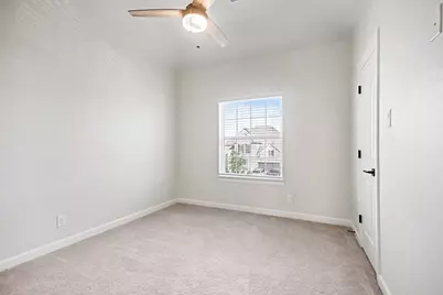 9215 Joe Louis, Mont Belvieu, TX 77523 - Photo 39