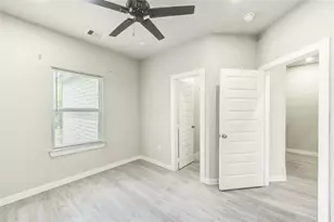 8157 Tate St, Houston, TX 77028 - Photo 21