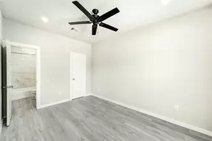 8157 Tate St, Houston, TX 77028 - Photo 17