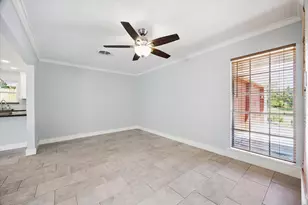 9407 Meadowbriar Ln, Houston, TX 77063 - Photo 21