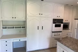 3615 Elmridge St, Houston, TX 77025 - Photo 5