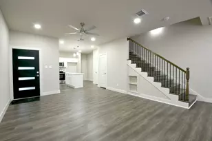8025 Virgil St, Houston, TX 77088 - Photo 15