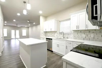 8025 Virgil Street, Houston, TX 77088 - Photo 9