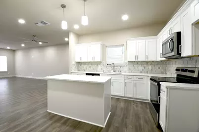 8025 Virgil Street, Houston, TX 77088 - Photo 5