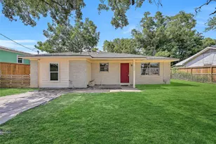 2803 22nd St, Dickinson, TX 77539 - Photo 1