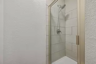 2803 22nd St, Dickinson, TX 77539 - Photo 17