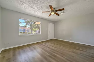 2803 22nd Street, Dickinson, TX 77539 - Photo 5