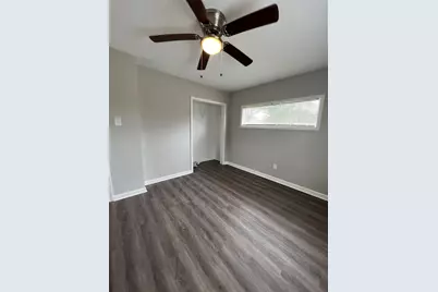1418 2nd Avenue N, Texas City, TX 77590 - Photo 5