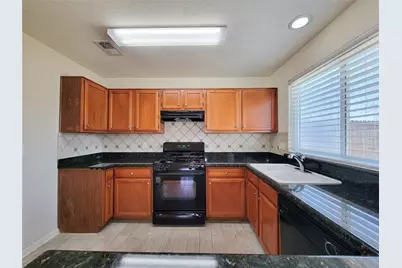 8611 Pool Creek Drive, Houston, TX 77095 - Photo 15