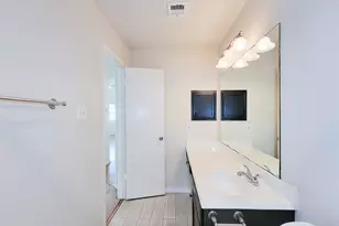 8611 Pool Creek Dr, Houston, TX 77095 - Photo 25