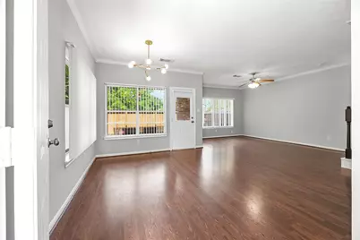 5227 Brinkman Court, Houston, TX 77091 - Photo 3