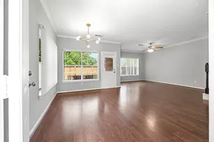 5227 Brinkman Ct, Houston, TX 77091 - Photo 3