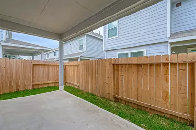 22015 Sovereign Heights Lane Way, Houston, TX 77073 - Photo 39