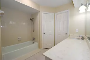 11914 Normont Dr, Houston, TX 77070 - Photo 19