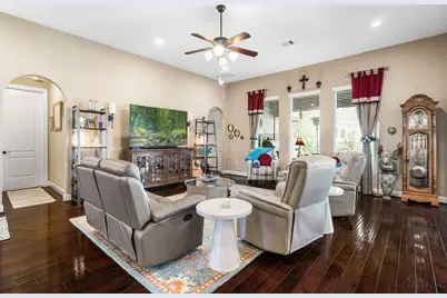 7588 Tyler Run Boulevard, Conroe, TX 77304 - Photo 13