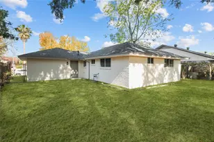 1107 Progreso Dr, Houston, TX 77038 - Photo 13