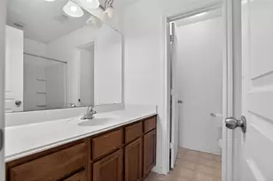 1618 Grable Cove Ln, Spring, TX 77379 - Photo 17