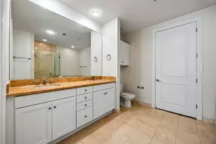 2211 Briarglen Dr, Houston, TX 77027 - Photo 9