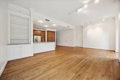 2211 Briarglen Drive #310, Houston, TX 77027 - Photo 7