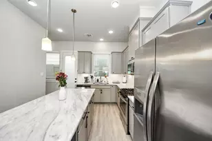 9017 Lonestar Creekbend Ln, Houston, TX 77080 - Photo 13