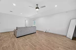 8223 Hush Heights Dr, Rosharon, TX 77583 - Photo 15