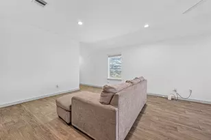 8223 Hush Heights Dr, Rosharon, TX 77583 - Photo 11