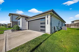 8223 Hush Heights Dr, Rosharon, TX 77583 - Photo 5