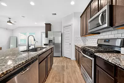 8223 Hush Heights Drive, Rosharon, TX 77583 - Photo 19