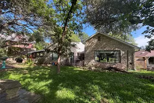 72 Woodcreek Dr, Wimberley, TX 78676 - Photo 43