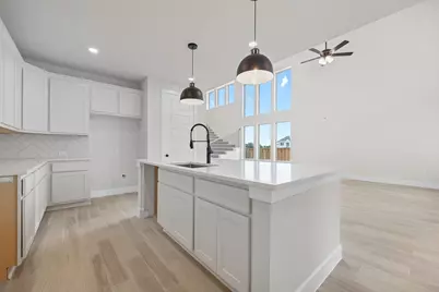 7903 Clover Gully Lane, Katy, TX 77493 - Photo 7
