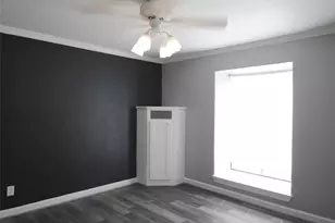 8427 Hearth Dr, Houston, TX 77054 - Photo 9