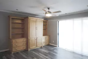 8427 Hearth Dr, Houston, TX 77054 - Photo 5