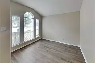 12038 Green Butte Ct, Houston, TX 77044 - Photo 5