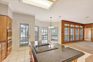 11919 Mighty Redwood Dr, Pasadena, TX 77059 - Photo 15