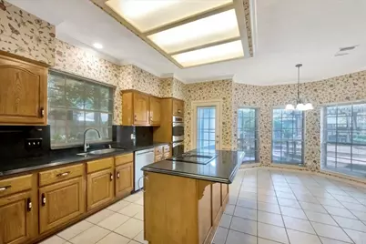 11919 Mighty Redwood Drive, Pasadena, TX 77059 - Photo 15