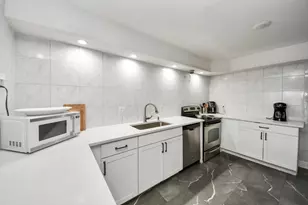 4725 Indian Trail, Baytown, TX 77521 - Photo 9